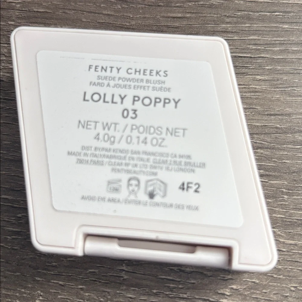 Fenty Beauty Lolly Poppy Suede Powder Blush -